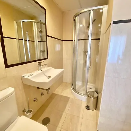 Fernando Iv Hotel